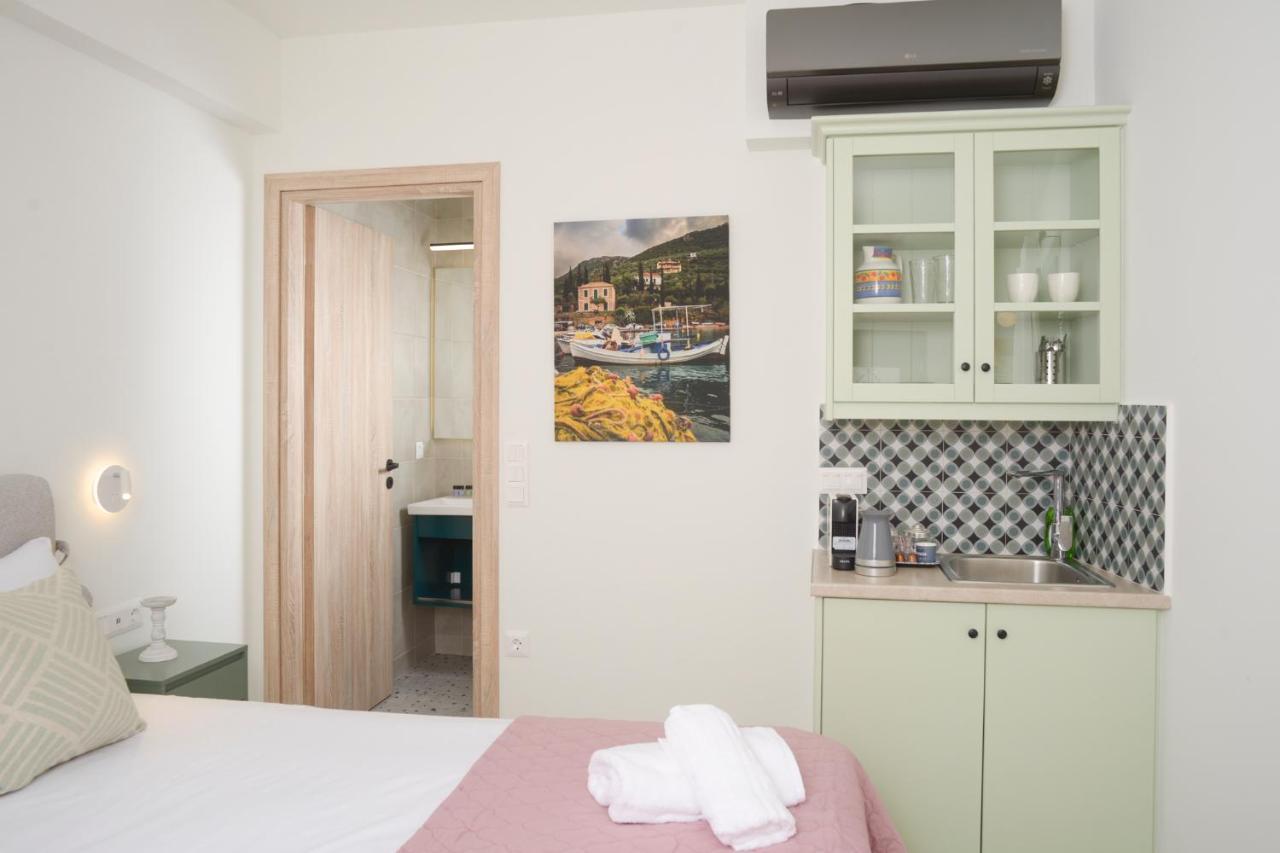 Isavella'S Apartments Under The Castle Kalamata Exterior foto